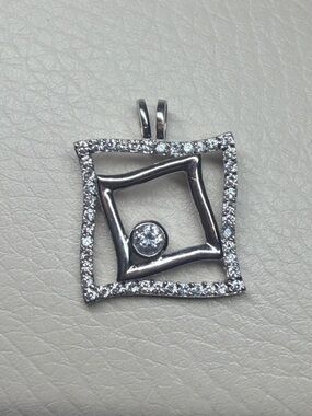 925 Sterling Silver Modernist Square Geometric Pendant